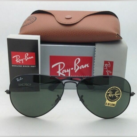 LIKE NEW RayBan Aviator RB3025 Black Ray ban Sunglasses - Picture 3 of 16